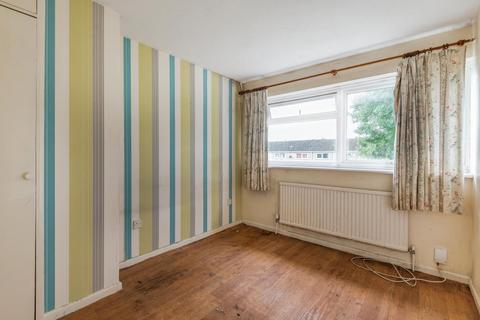 3 Humphries Close, Carterton, OX18 3HS