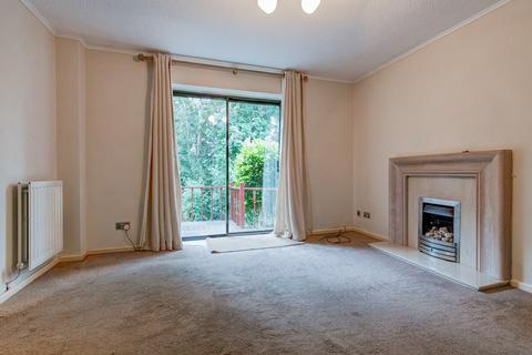 16 Ashmores Close, Redditch, B97 5LP