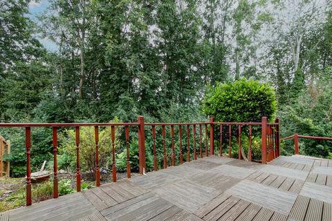 16 Ashmores Close, Redditch, B97 5LP