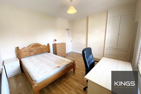 5 bedroom apartment to rent - Victoria Road North, Southsea