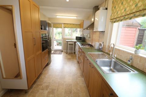 38 Elmdene Road, Kenilworth, CV8 2BX
