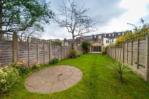 27 Chiswick Road, London, W4 5RB