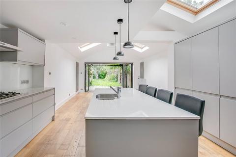 27 Chiswick Road, London, W4 5RB