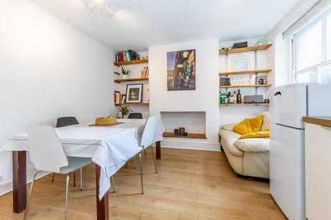 58 Belgrade Road, London, N16 8DJ
