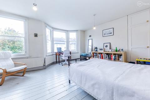 58 Belgrade Road, London, N16 8DJ