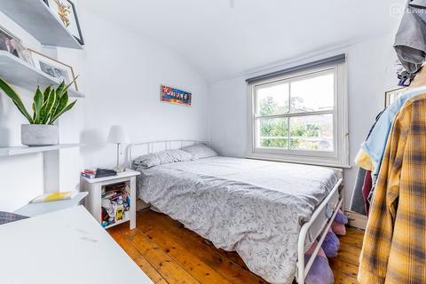 58 Belgrade Road, London, N16 8DJ