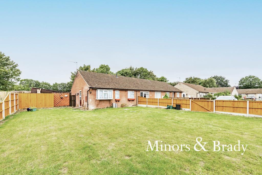 Recreation Road, Dereham 2 bed terraced bungalow £200,000