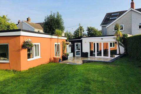 128 Carmarthen Road, Cross Hands, Llanelli, SA14 6TH
