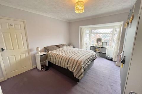 14 Western Outway, Grimsby, DN34 5HE