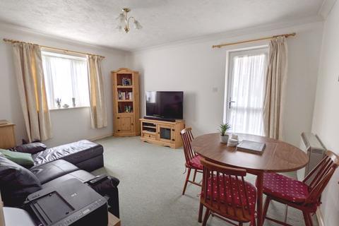 139 Douglas Road, Tonbridge, TN9 2UE