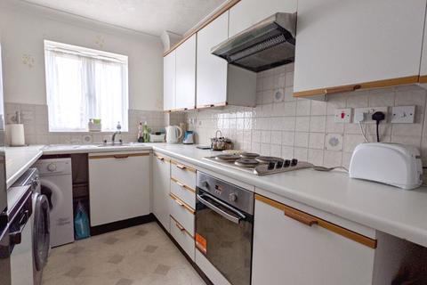 139 Douglas Road, Tonbridge, TN9 2UE