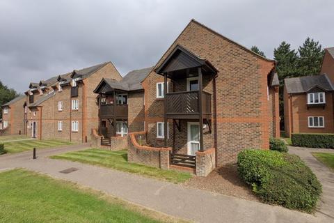 139 Douglas Road, Tonbridge, TN9 2UE
