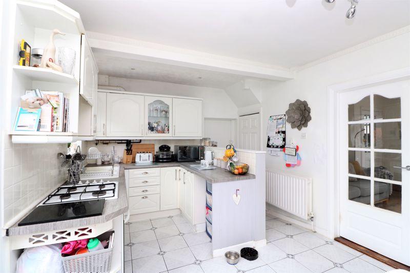 Castle Road, Walsall Wood 3 bed semidetached house £265,000