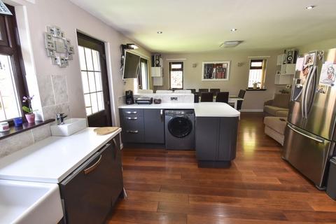 6 Coach Close, Kilsyth, Glasgow, G65 0QB