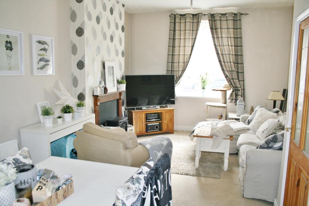 Kent Street, Cardiff, CF11 7DL 3 bed terraced house £975 pcm (£225 pw)