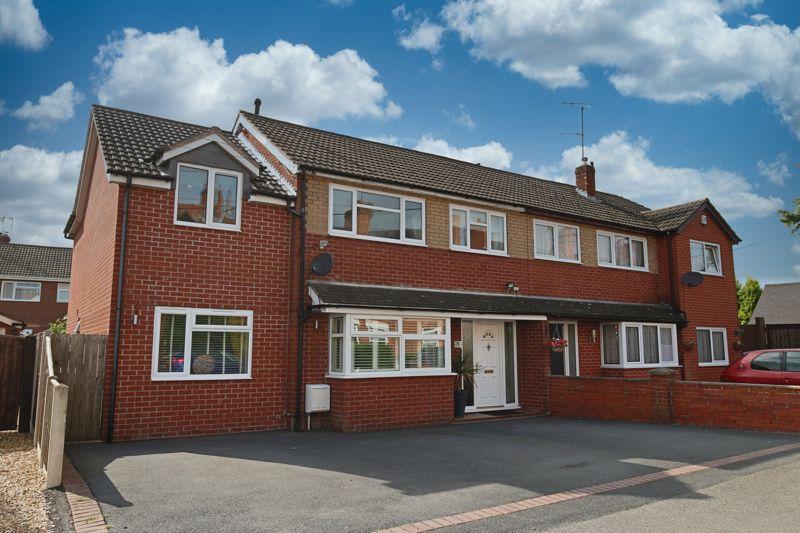 Grosvenor Road, Market Drayton 4 bed semidetached house £250,000