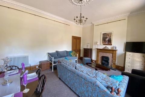 5 Alloway Place, Ayr, KA7 2AA