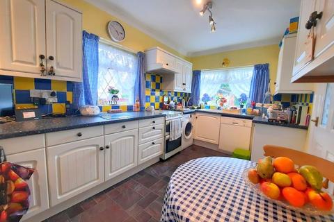 8 Parkfield Crescent, Feltham, TW13 7LA