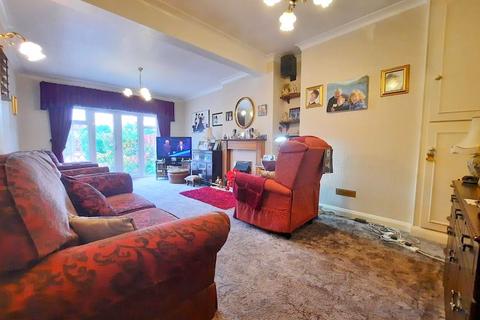 8 Parkfield Crescent, Feltham, TW13 7LA