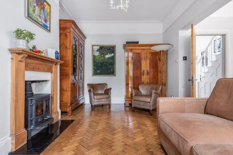 209 Stanley Park Road, Carshalton, SM5 3JW
