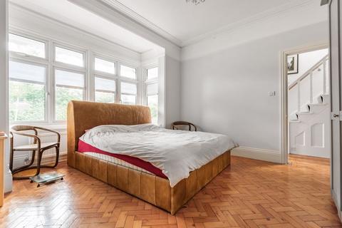 209 Stanley Park Road, Carshalton, SM5 3JW