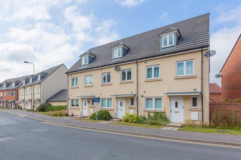 Sir Frank Williams Avenue, Didcot 3 bed townhouse £350,000