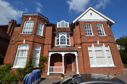 3 Bedroom 2 Bathroom Apartment with Parking, Boyne Park, Tunbridge Wells