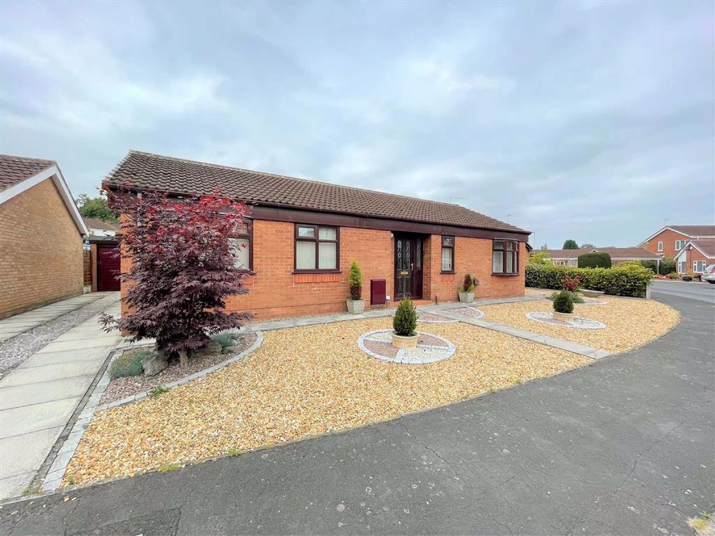 Greenways, Leigh, Lancashire 3 bed detached bungalow £280,000