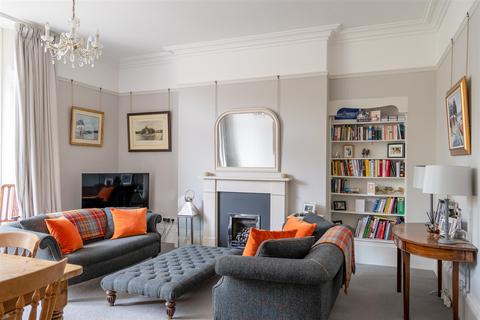 27 Canynge Square, Bristol, BS8 3LB