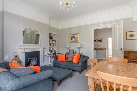 27 Canynge Square, Bristol, BS8 3LB