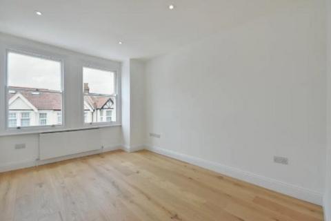 2 bedroom apartment to rent, Russell Road, West Hendon, London