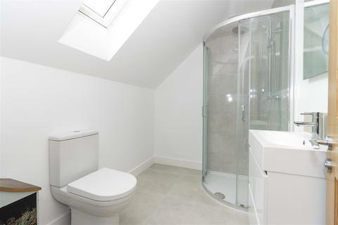 68b Arundel Road, Angmering, Littlehampton, BN16 4LL