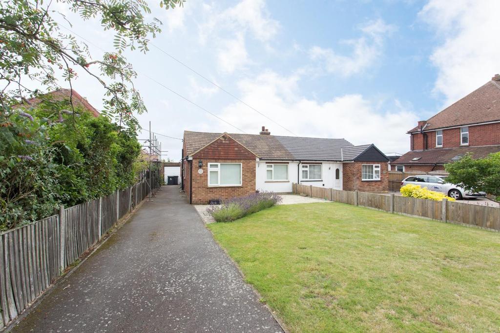 Popes Lane, Sturry 2 bed semidetached bungalow £325,000