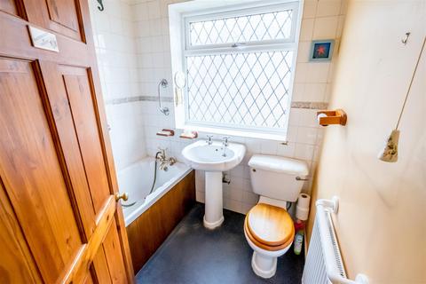 36 Devon Way, Brighouse, HD6 4DT