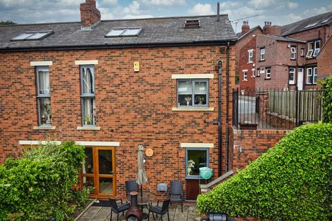 27 Hesketh Road, Leeds, LS5 3ET