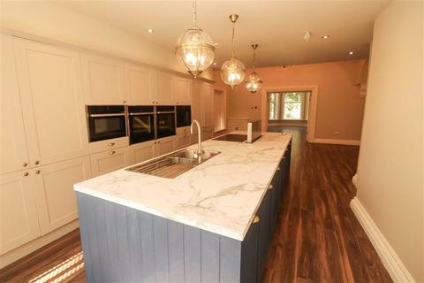 84 Demesne Road, Manchester, M16 8PJ