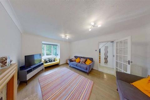 2 Jenkins Close, Shenley Church End, Milton Keynes, MK5 6HX