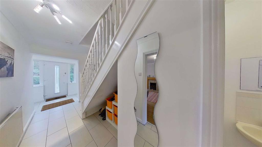 Extended entrance porch
