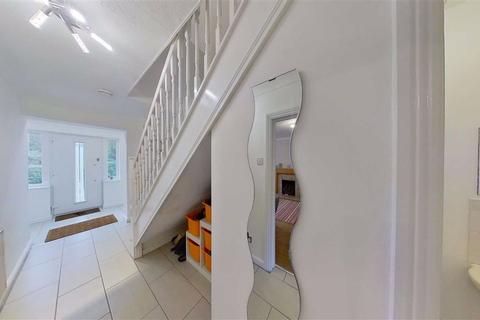 2 Jenkins Close, Shenley Church End, Milton Keynes, MK5 6HX