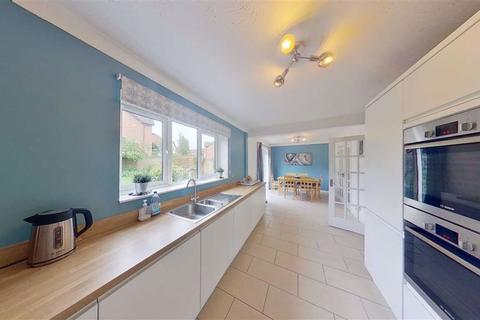 2 Jenkins Close, Shenley Church End, Milton Keynes, MK5 6HX