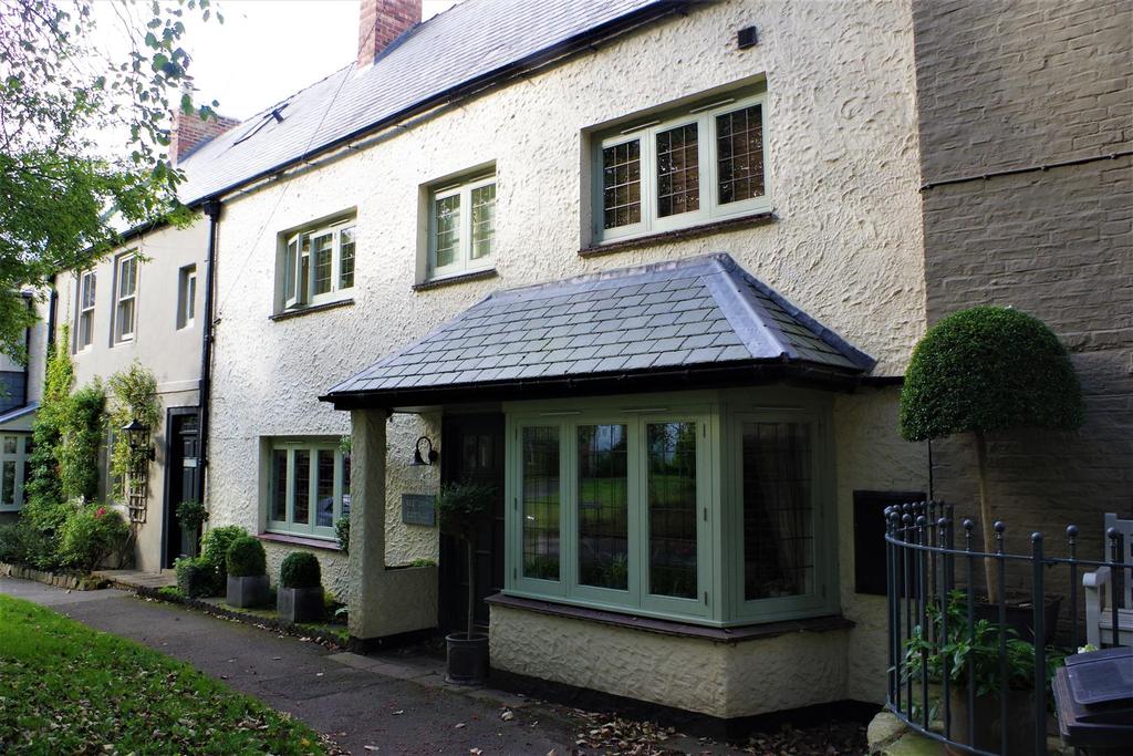 Red Lion cottage 23 Sep 2021 Front view for estate