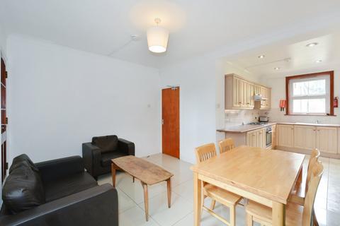 5 bedroom terraced house to rent, Driffield Road, London, E3