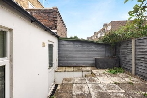 Flat A, 91a Roman Road, London, E2 0QN