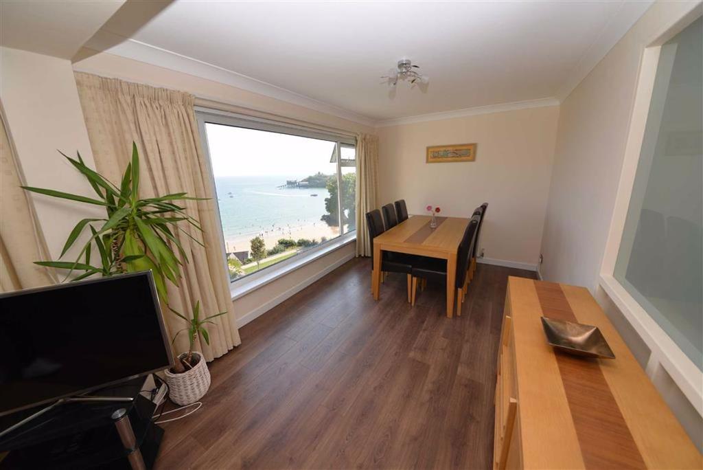 42, Croft Court, Tenby... 2 bed flat £280,000
