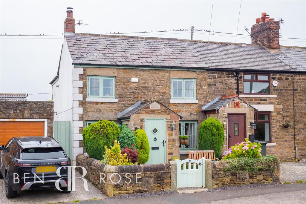 Cowling Road, Chorley 3 bed terraced house £275,000