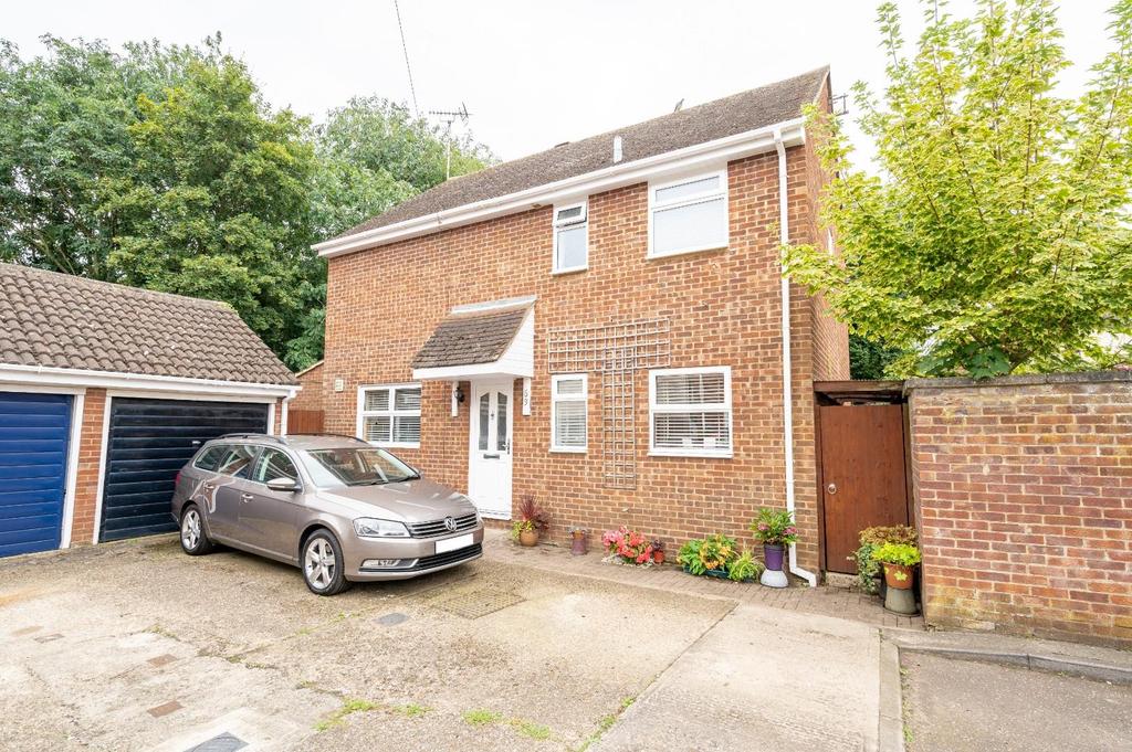 The Maltings, Dunmow 3 bed detached house £425,000