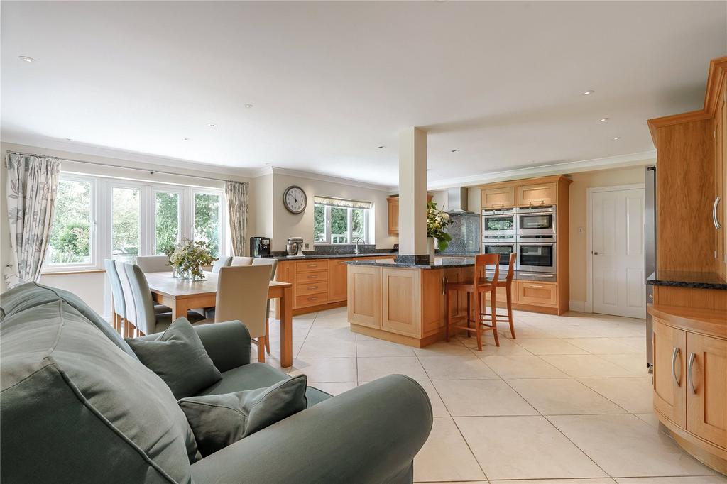 Kitchen/Breakfast