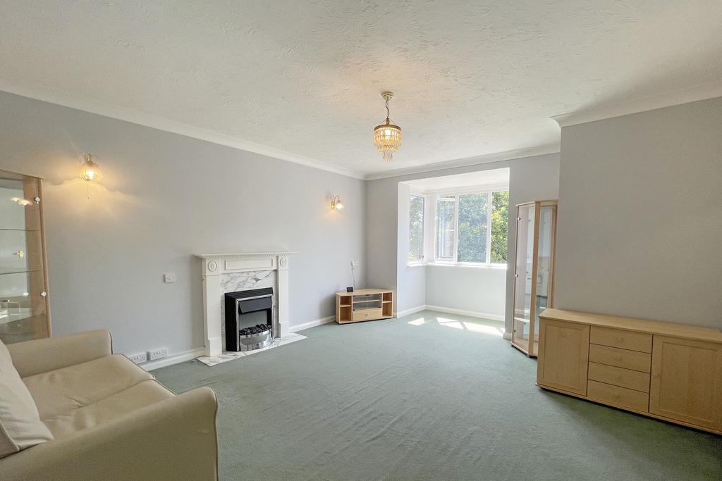 Keymer Road, Hassocks, West Sussex, BN6 8QP 1 bed apartment for sale