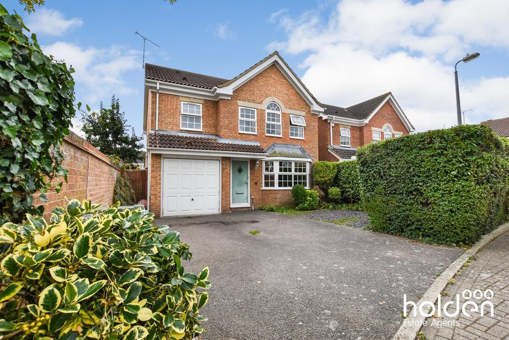 Wallace Binder Close, Maldon, CM9 4 bed detached house £500,000