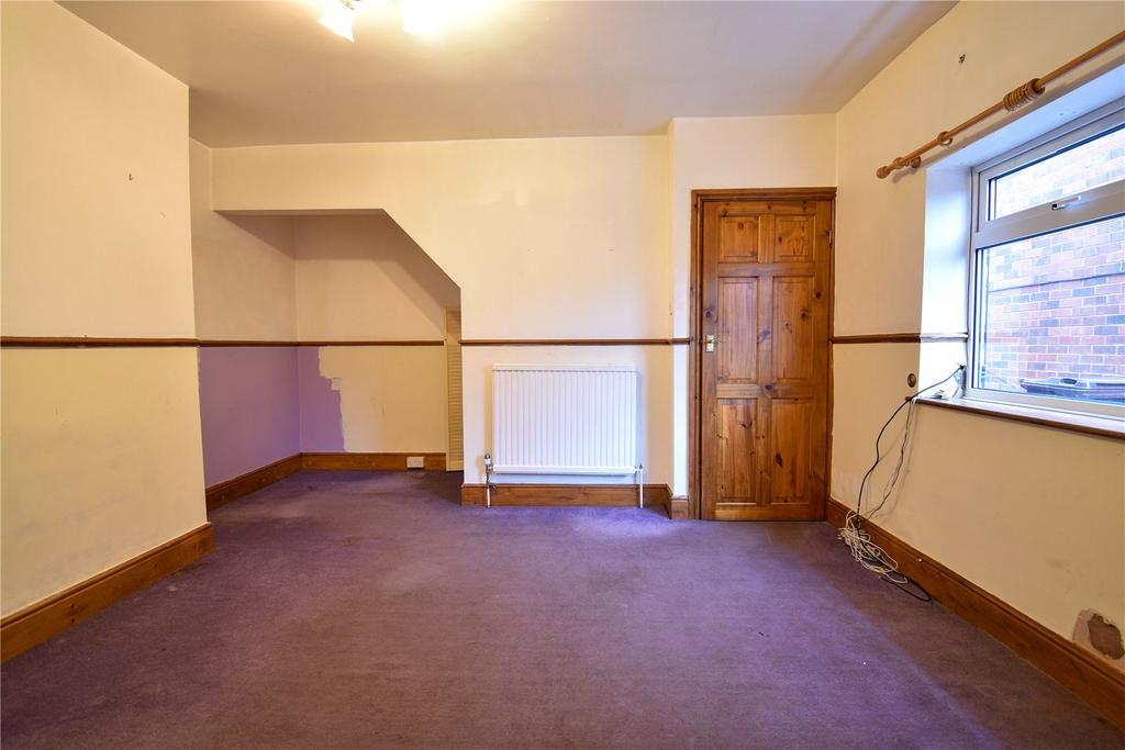Sandringham Avenue, Whiston... 2 bed semidetached house £160,000